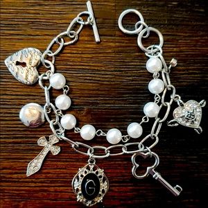Guess Charm Bracelet